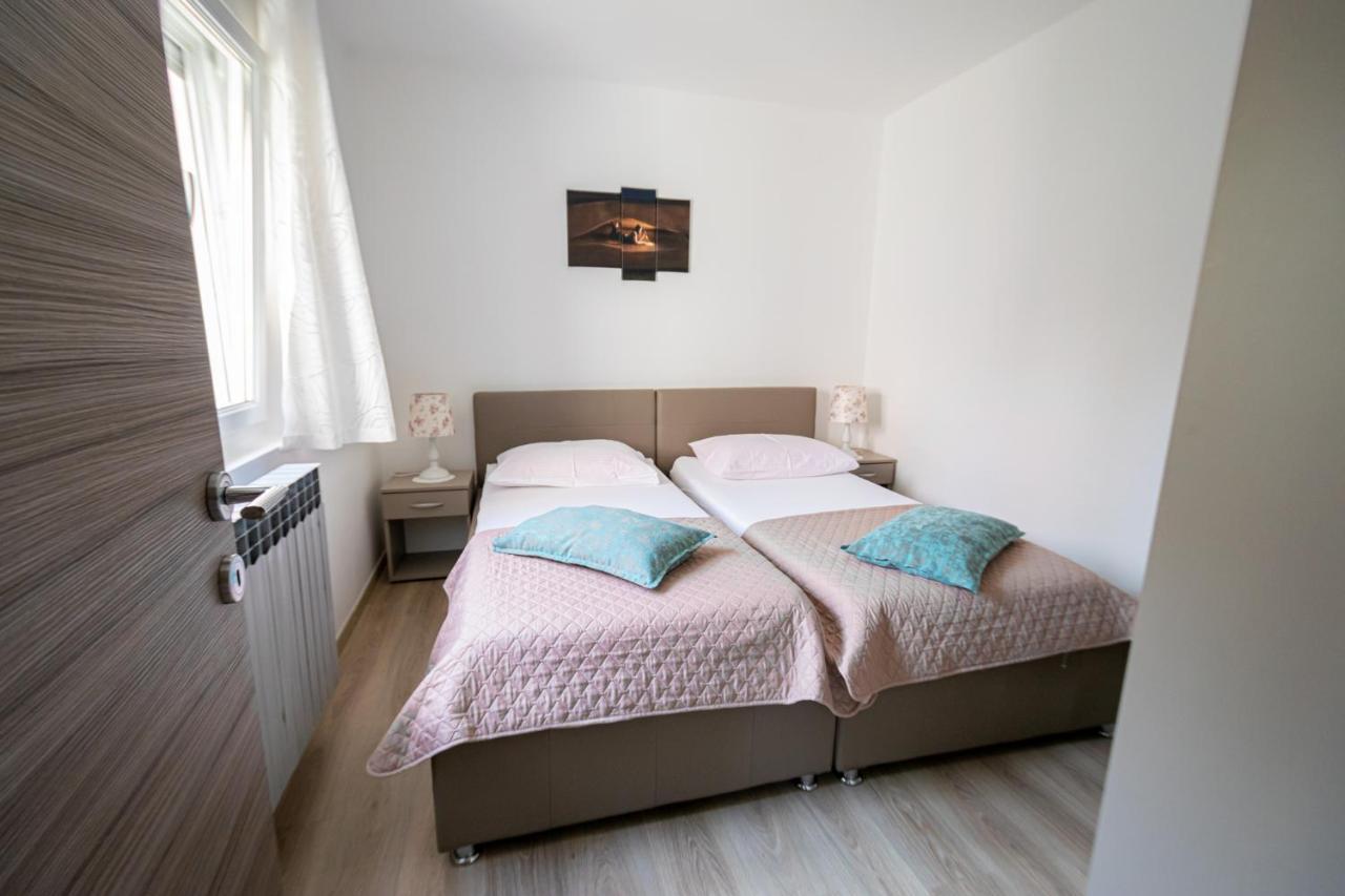 Two-Bedroom Apartment In Crikvenica Xcvii Exterior photo