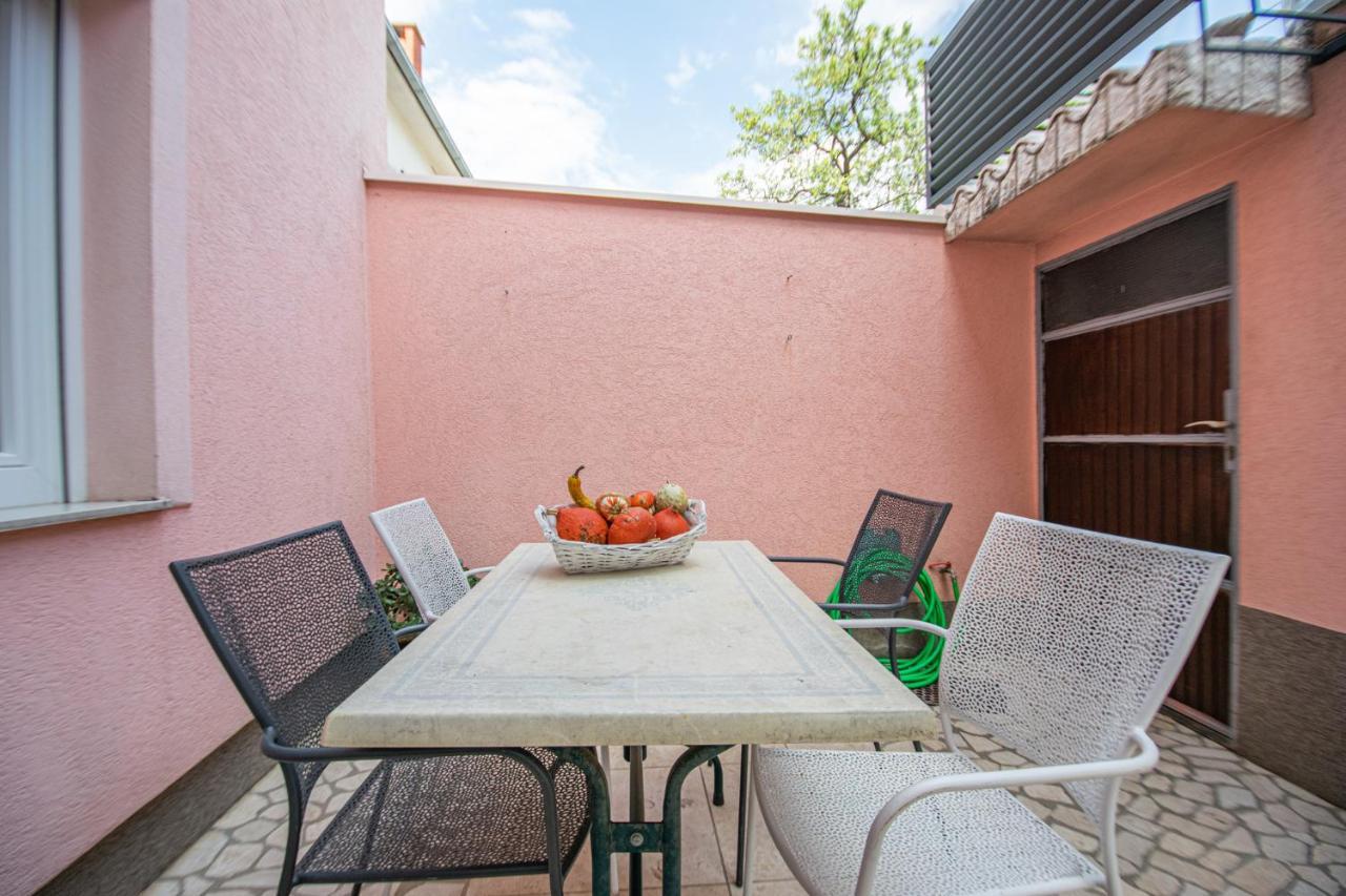 Two-Bedroom Apartment In Crikvenica Xcvii Exterior photo